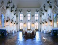 De toonzaal van Schloss Moritzburg in Moritzburg, nabij Dresden.